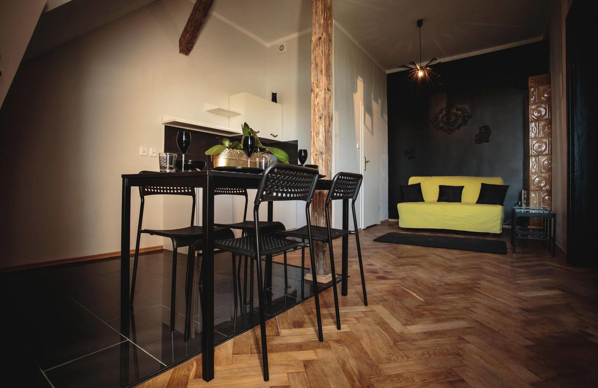 Boutique Apartments - City Center - The Main Market Square Cracovia Exterior foto
